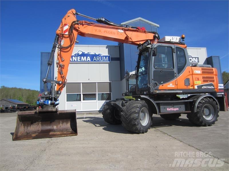 Doosan DX140W-3 Lastik tekerli ekskavatörler