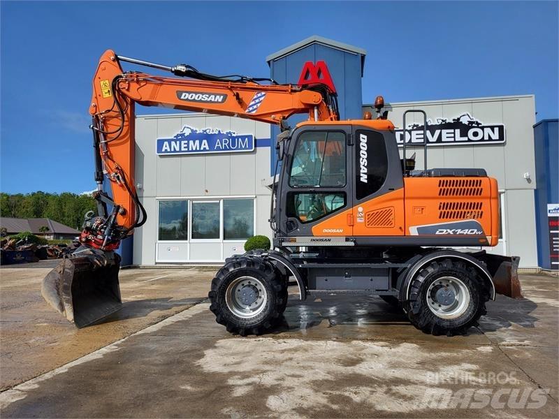 Doosan DX140W-5 Lastik tekerli ekskavatörler