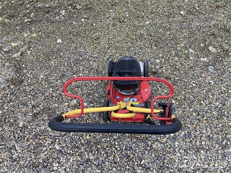 Klippo  Mobil çim biçme makineleri