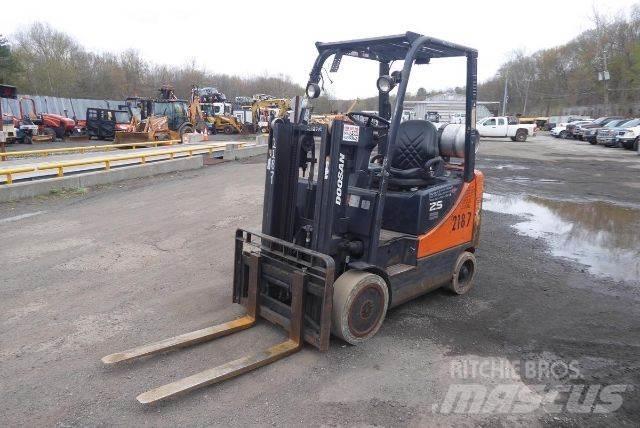 Doosan GC25P-5 Diger