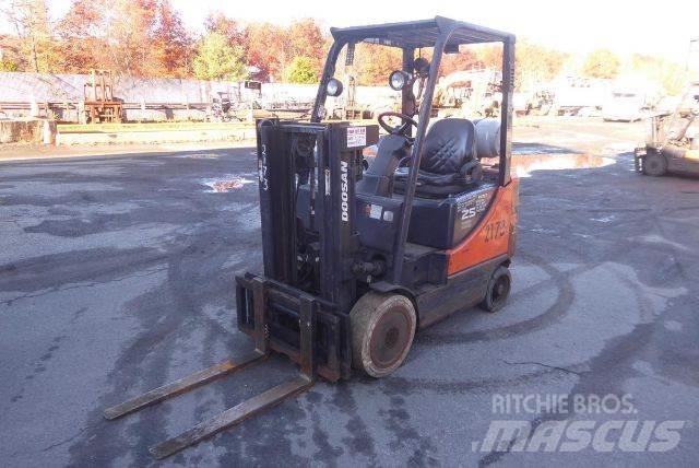 Doosan GC25P-5 Diger