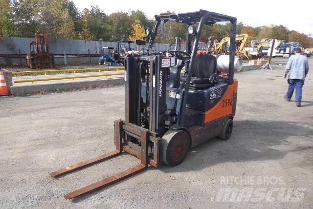 Doosan GC25P-5 Diger