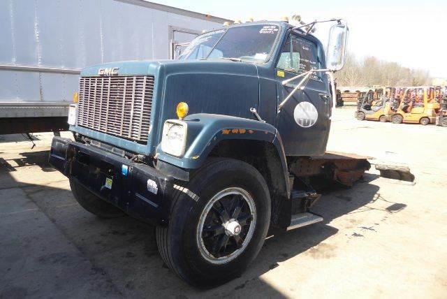 GMC TJ9C042 Çekiciler