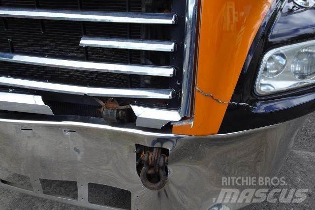 Mack CX612 Çekiciler