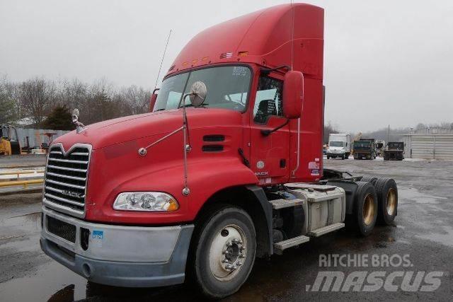 Mack CXU613 Çekiciler