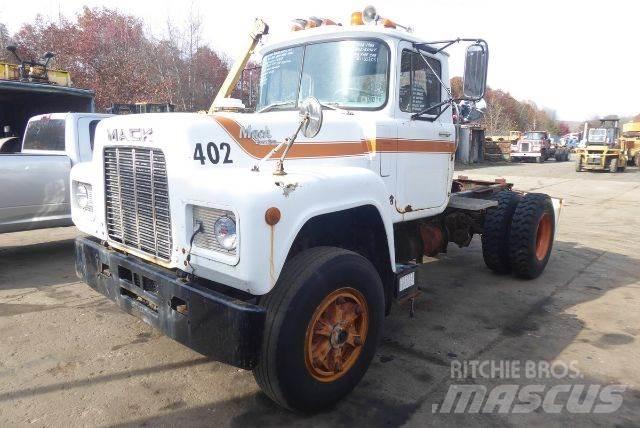 Mack R690T Çekiciler