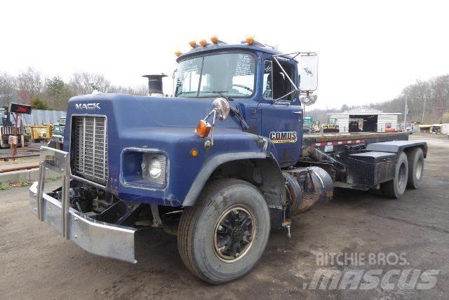 Mack RB688S Römorklar, konteyner