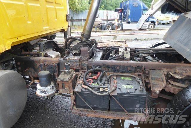 Sterling L8500 Damperli kamyonlar
