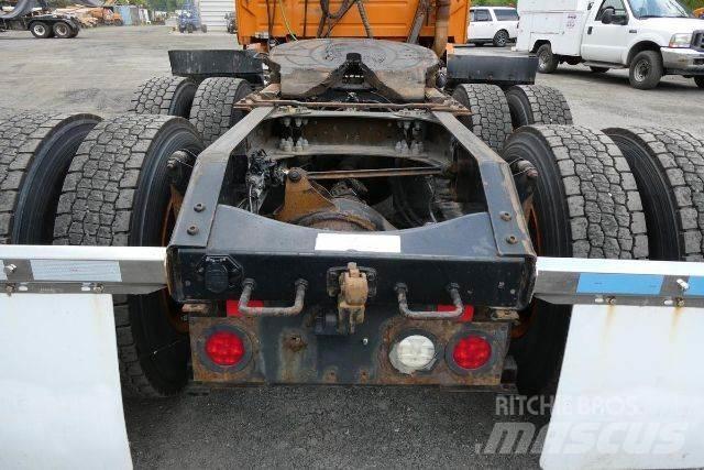 Volvo VNM64T Çekiciler