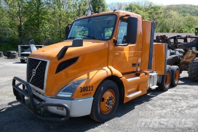 Volvo VNR64T300 Çekiciler