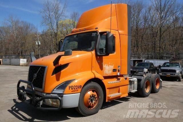 Volvo VNR64T300 Çekiciler