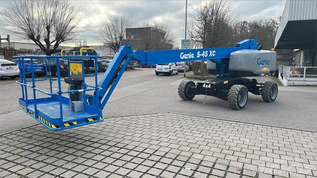 Genie S-45 XC Körüklü personel platformları