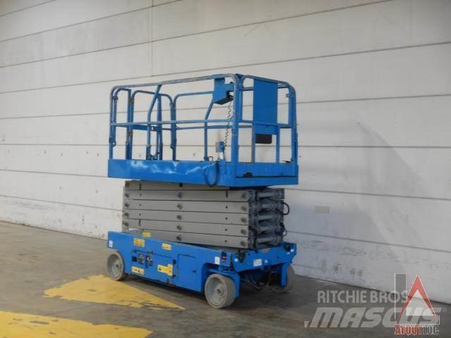 Genie GS-4047 Körüklü personel platformları