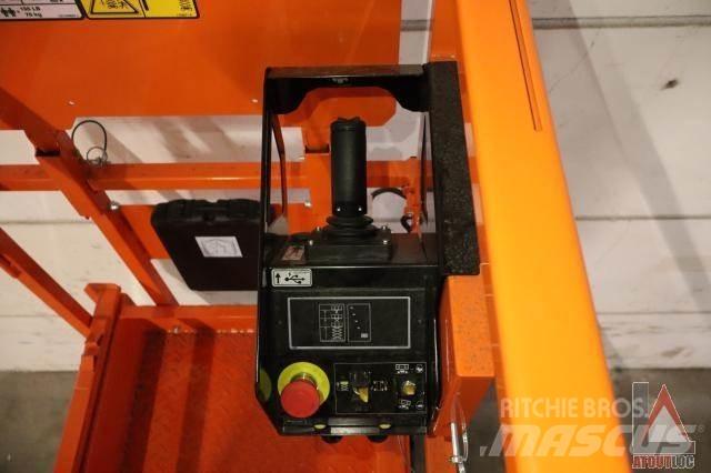 JLG 2632ES Körüklü personel platformları