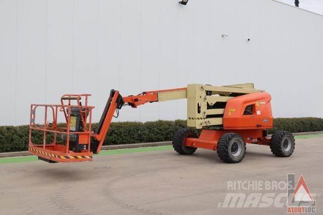 JLG 520AJ Körüklü personel platformları