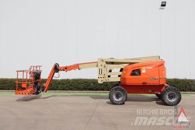 JLG 520AJ Körüklü personel platformları