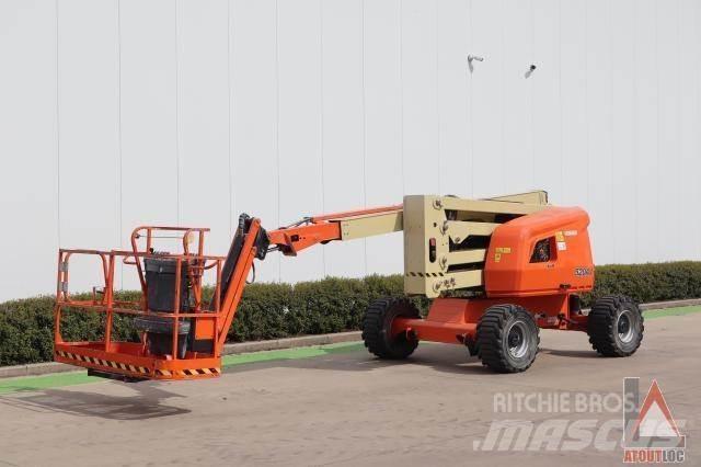 JLG 520AJ Körüklü personel platformları