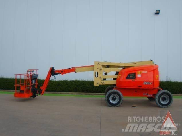 JLG 520AJ Körüklü personel platformları