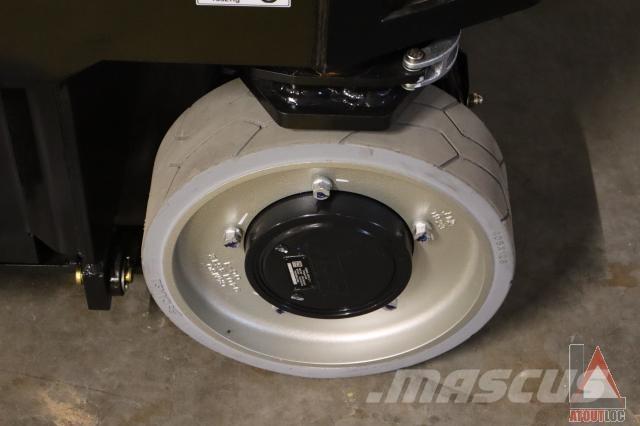 JLG ES3246 Körüklü personel platformları