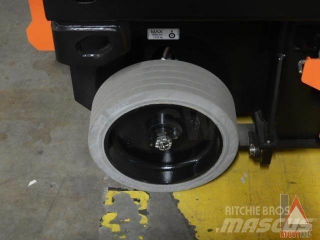 JLG R4045 Körüklü personel platformları