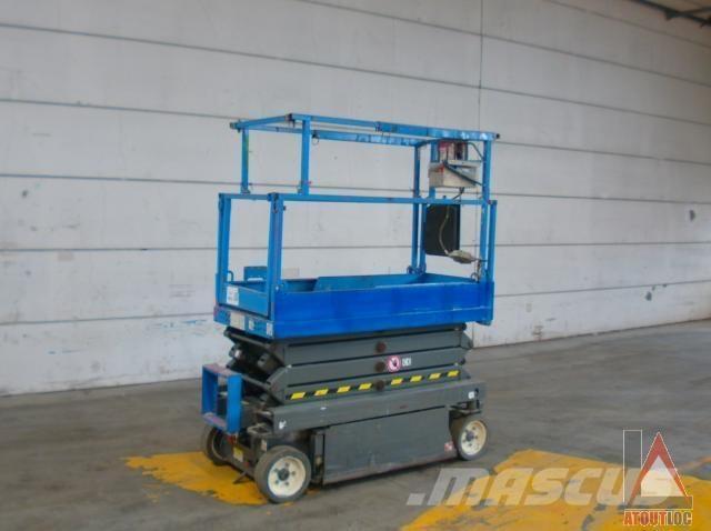 SkyJack SJ3219 Körüklü personel platformları