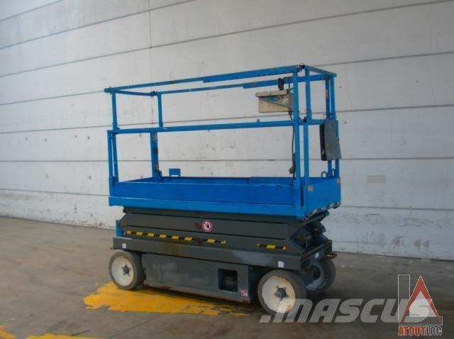 SkyJack SJ3220 Körüklü personel platformları