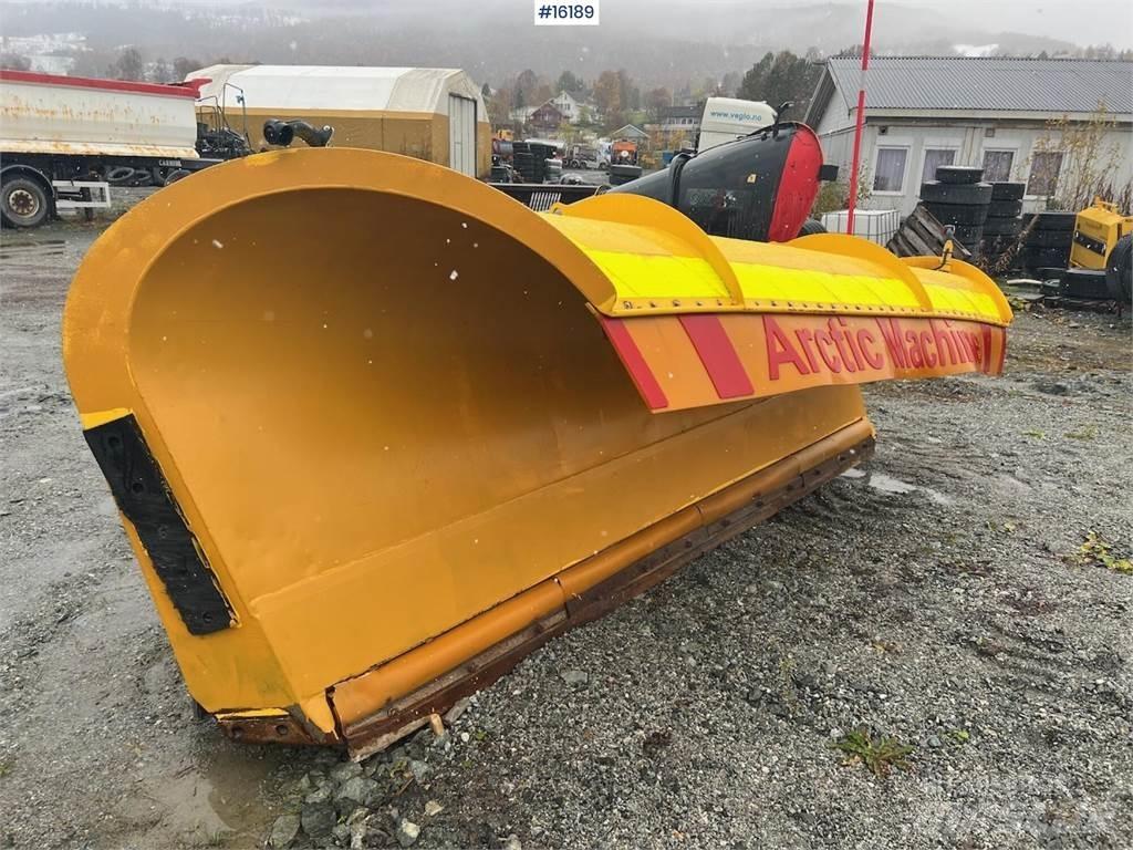  Artic Machine plog Diger aksam