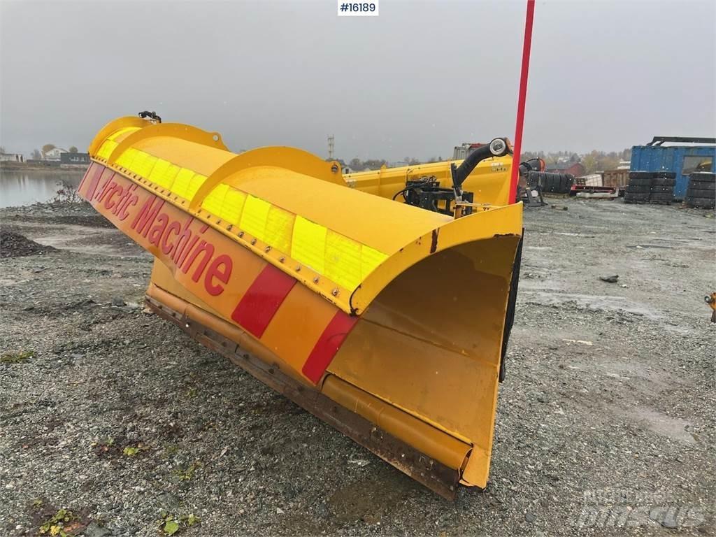  Artic Machine plog Diger aksam