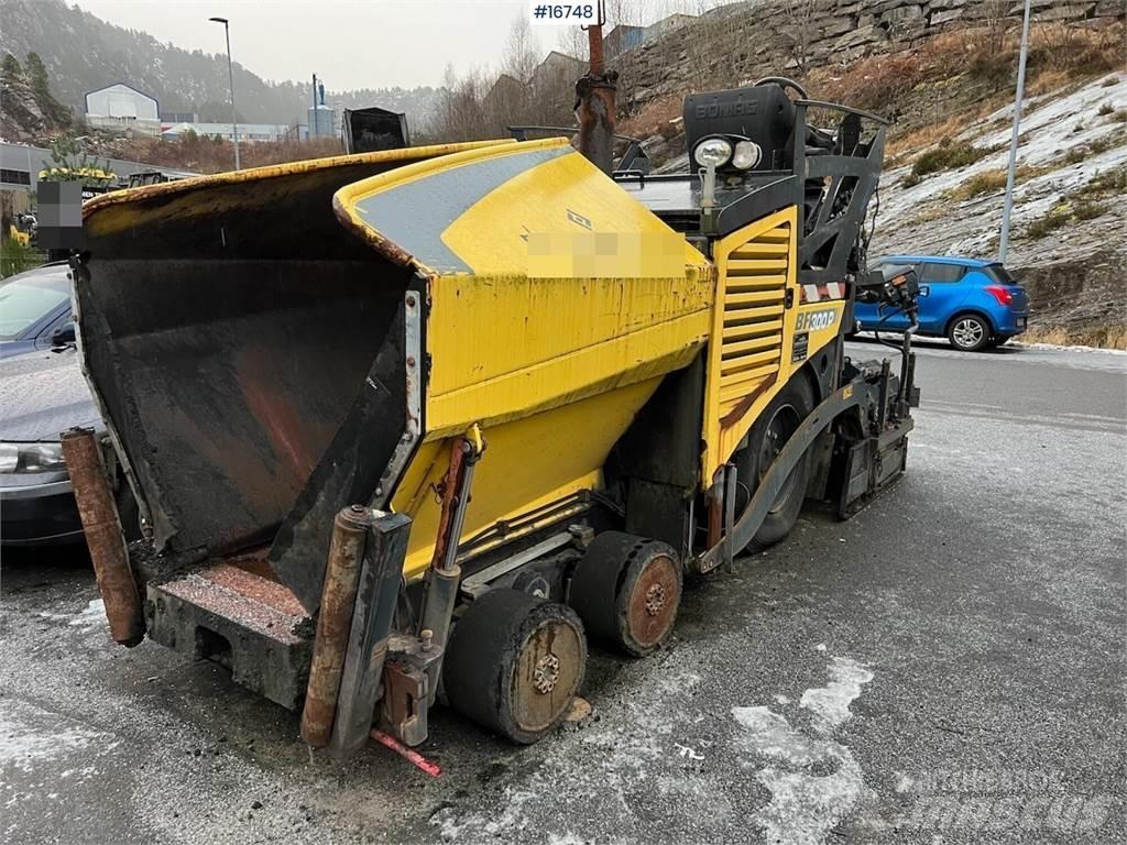 Bomag BF 300P Asfalt sericiler