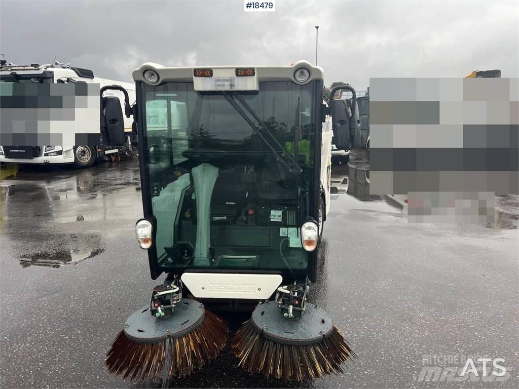 Boschung S2 sweeper Süpürme kamyonları