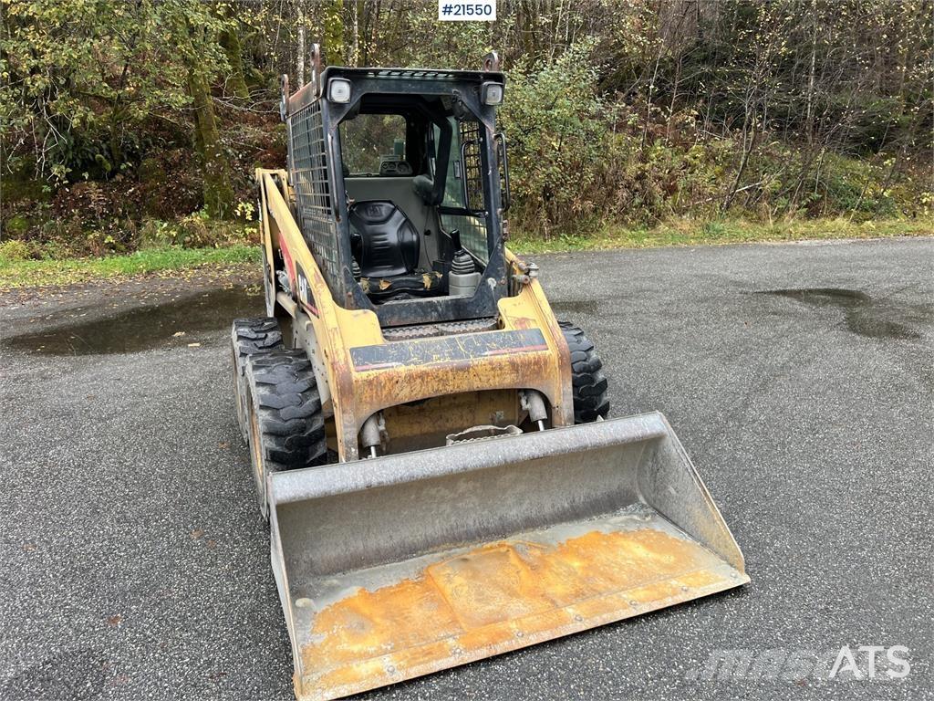 CAT 226 Skid steer loderler