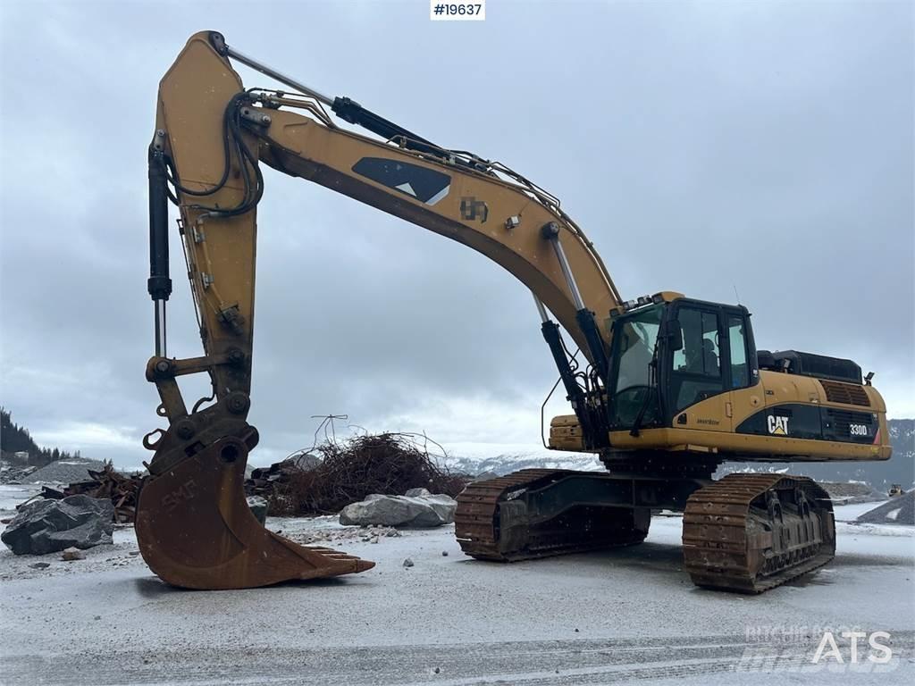 CAT 300D Paletli ekskavatörler