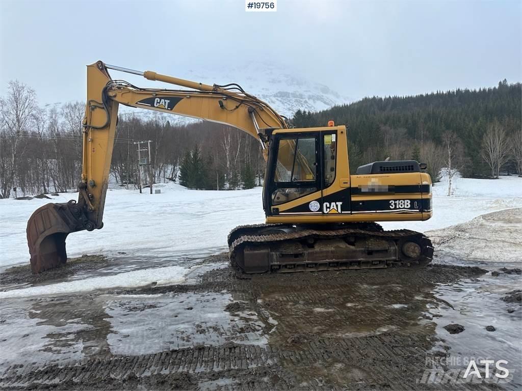 CAT 318BL Paletli ekskavatörler