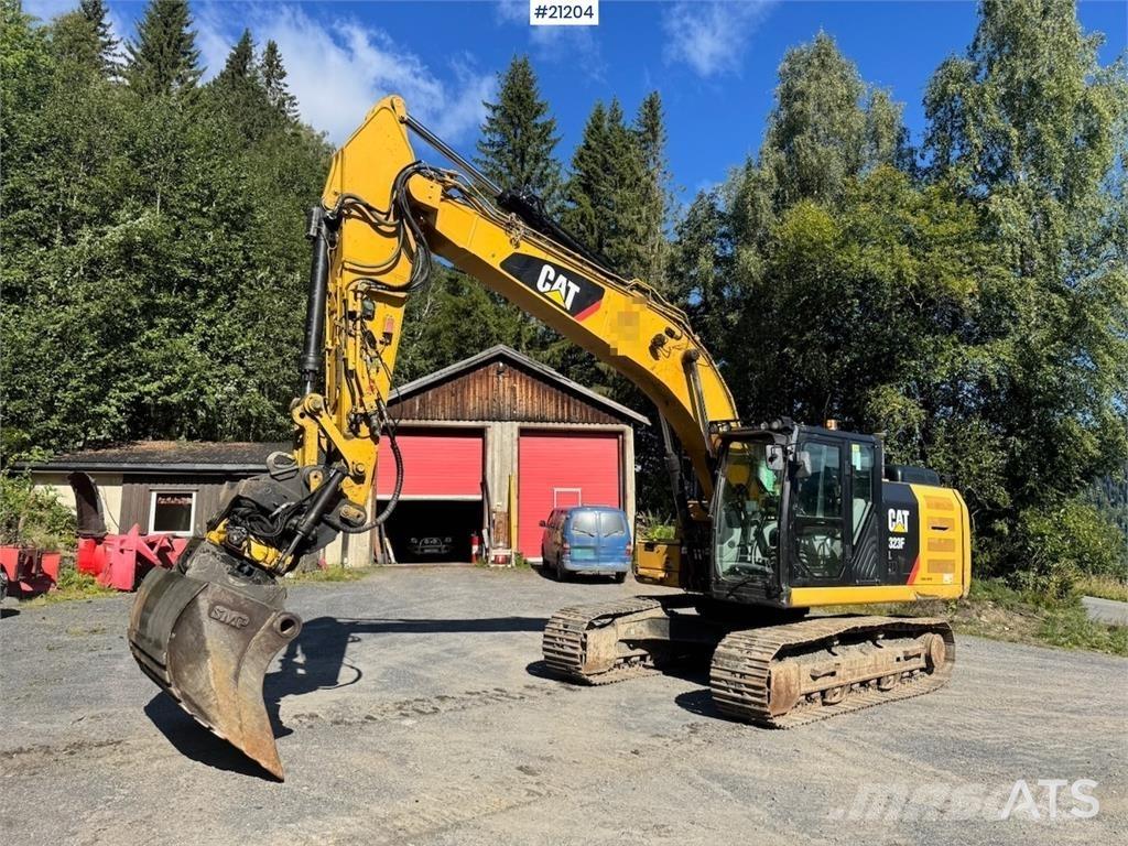 CAT 323FL Paletli ekskavatörler
