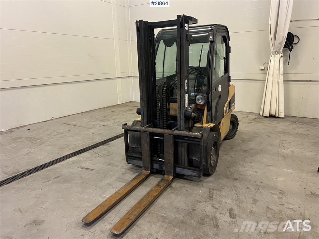 CAT DP30N Dizel forkliftler