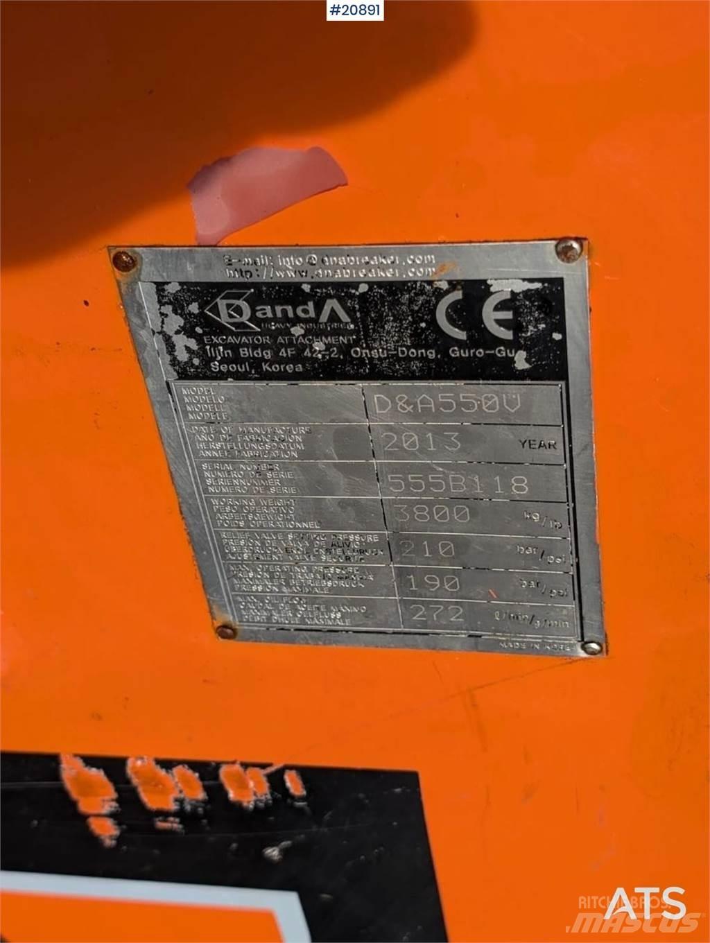  Danda Silence 550V Hidrolik kırıcılar