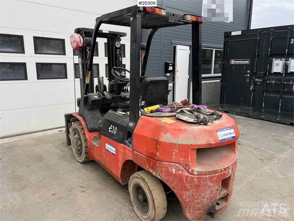  Gaffeltruck FG301 Diger