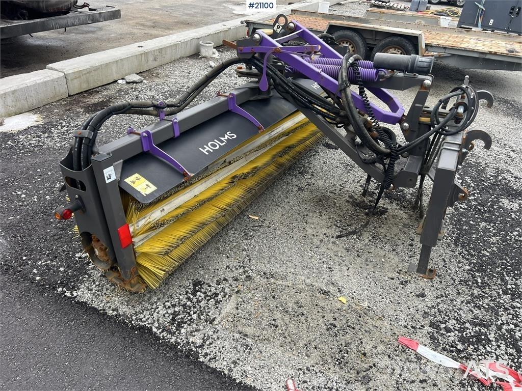 Holms SL-2.8 sweeper Diger