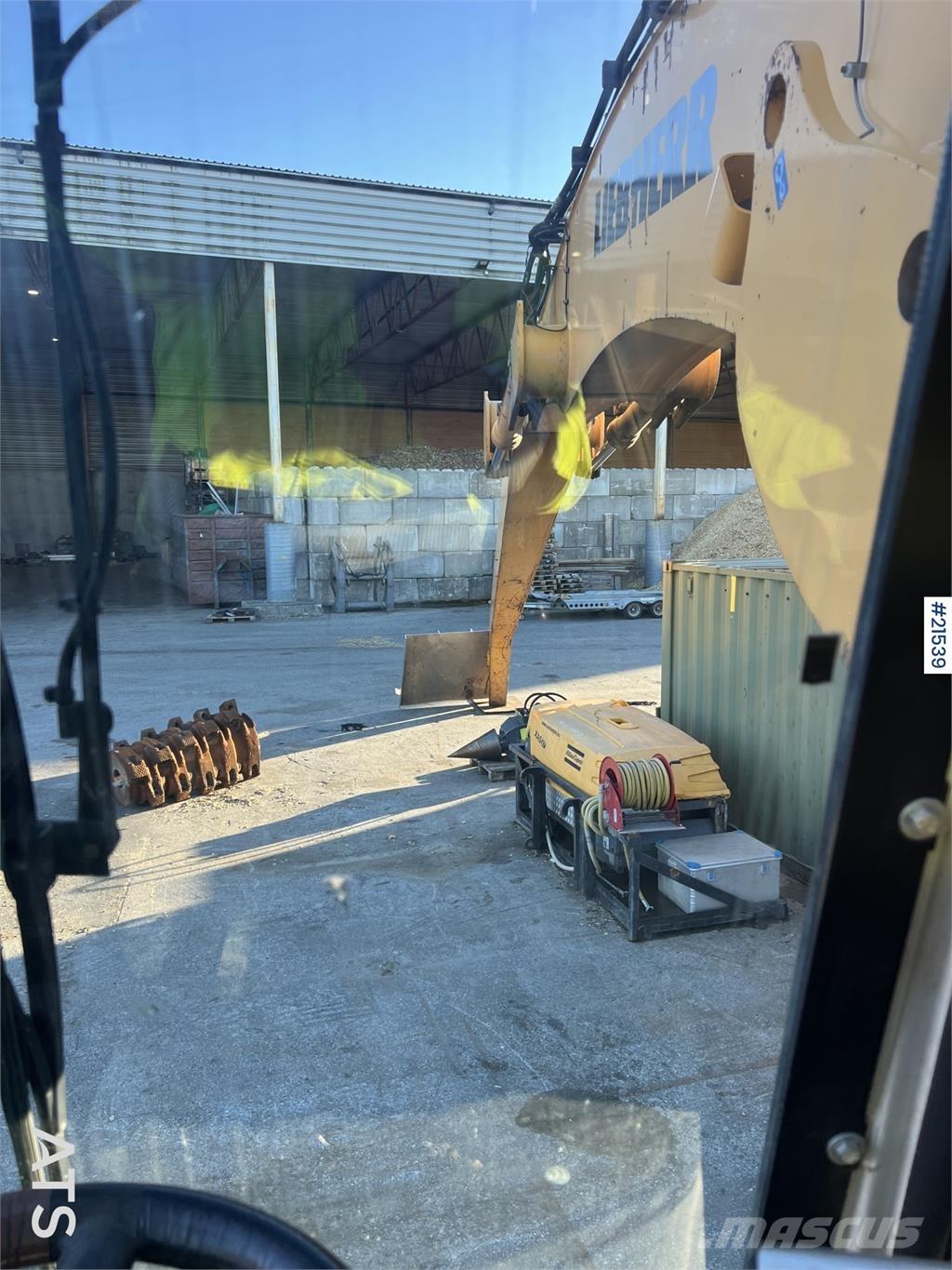 Liebherr A934C Lastik tekerli ekskavatörler