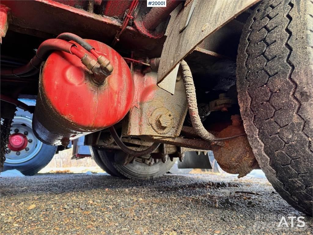 Närko Jumbo Diger yari çekiciler