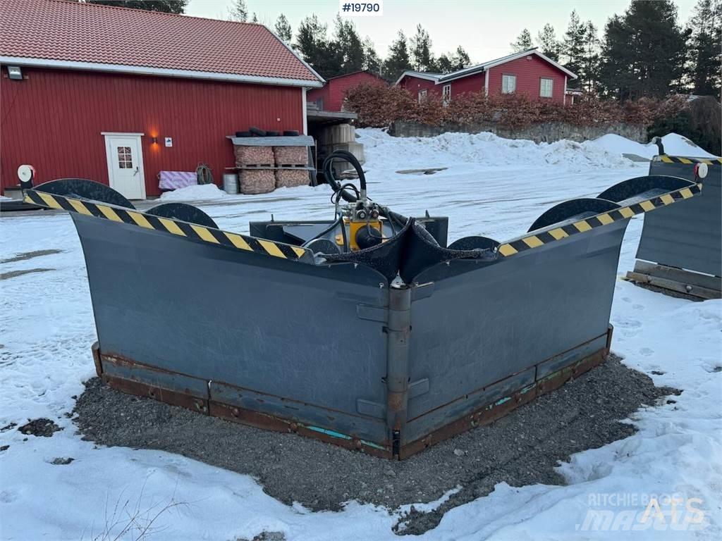 Stark NL3200 V-plow Diger