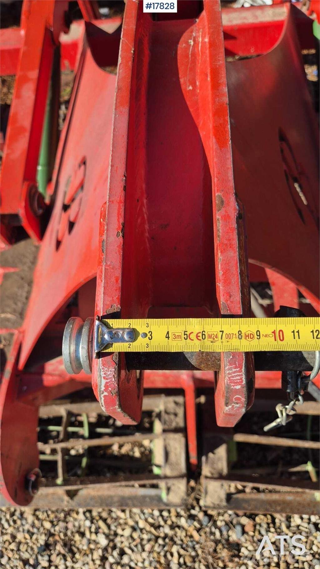 Bomet Bomet Diger toprak isleme makina ve aksesuarlari