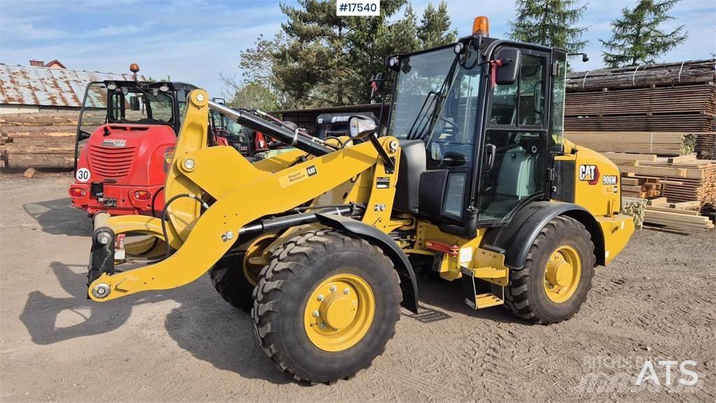 CAT 906M Tekerlekli yükleyiciler
