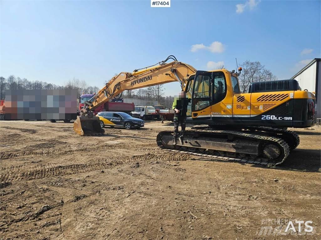 Hyundai R260LC Paletli ekskavatörler