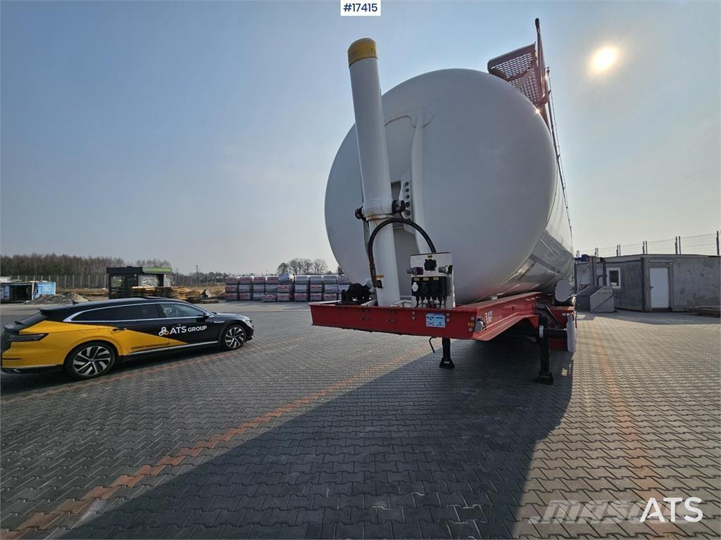 LAG 0-3-TI Tanker yari çekiciler