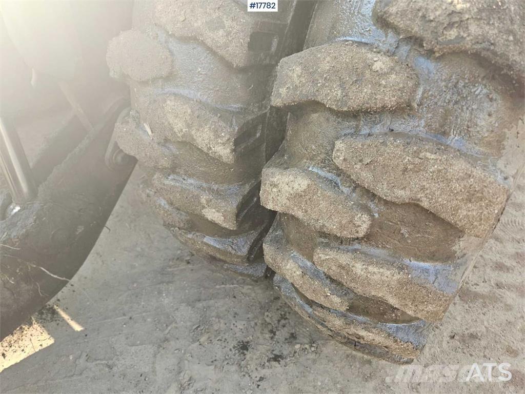 Liebherr A 904 Lastik tekerli ekskavatörler