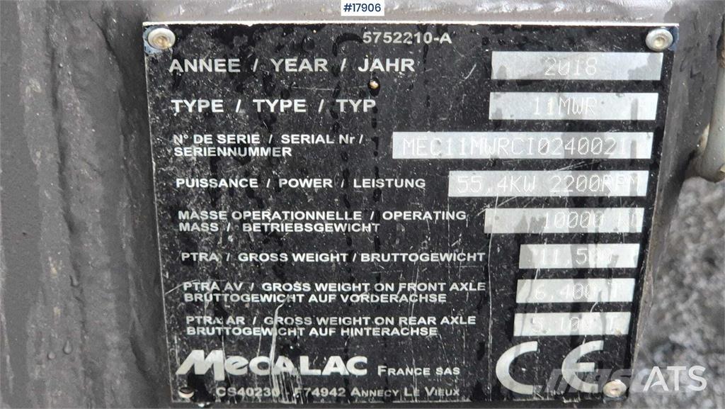 Mecalac 11 MWR Lastik tekerli ekskavatörler