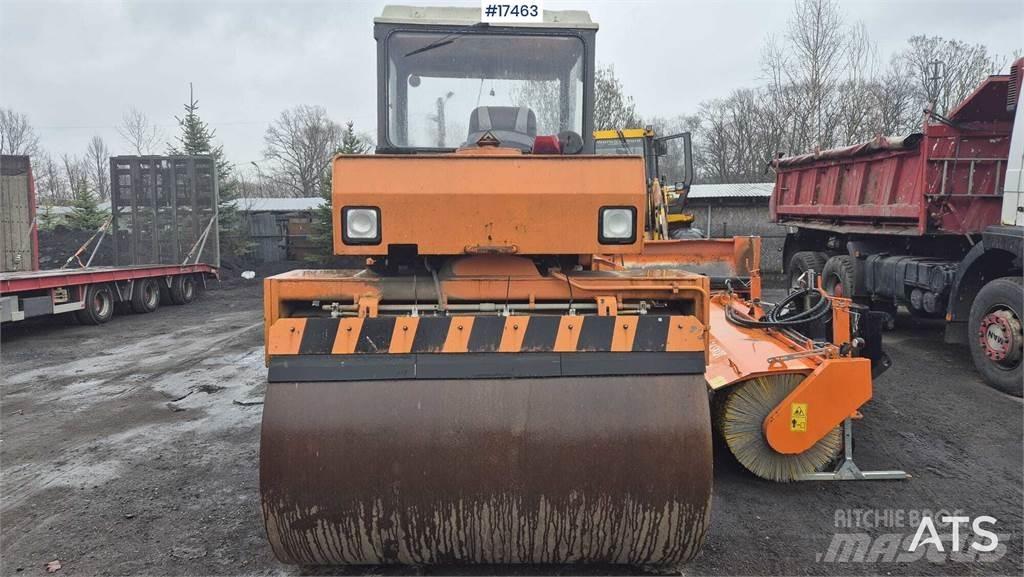 STA VSH 102 Çift tamburlu silindirler
