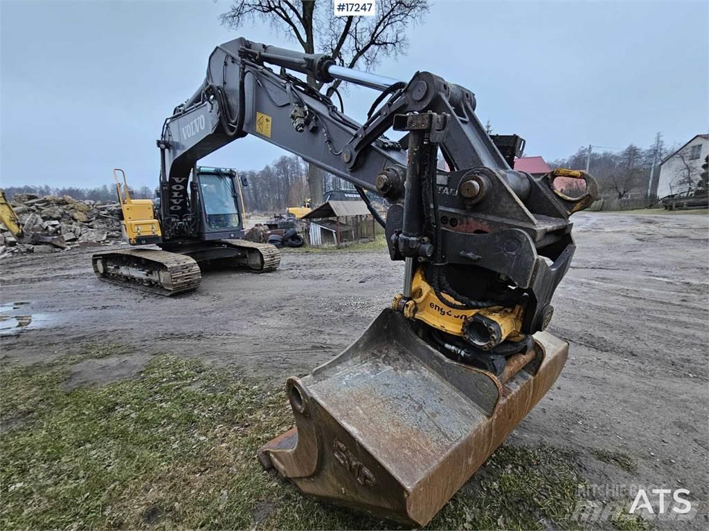 Volvo EC220DL Paletli ekskavatörler