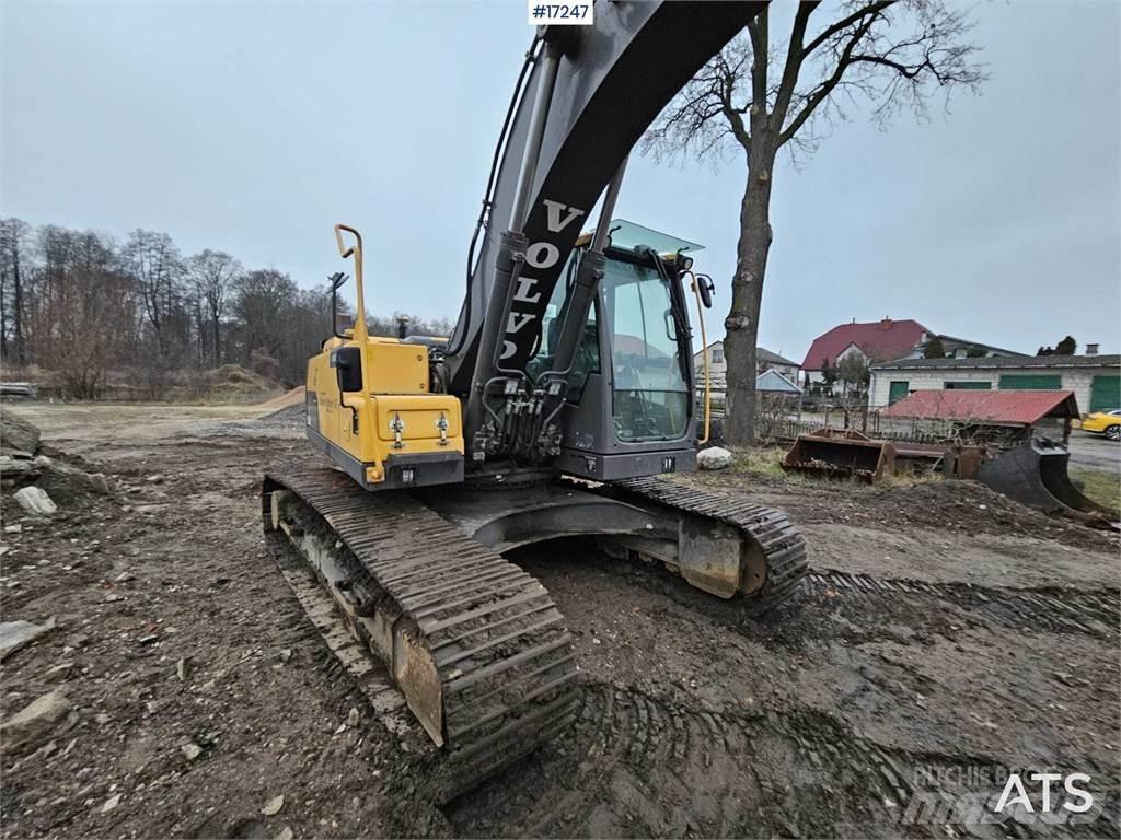 Volvo EC220DL Paletli ekskavatörler